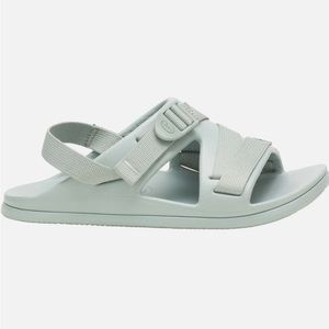 Chaco Chillo sport sz 10 BRAND NEW WOMENS MINT GREEN